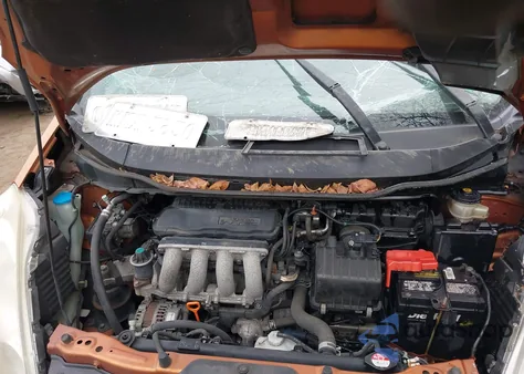 2010 Honda Fit Sport z USA, uszkodzony, nr VIN JHMGE8H42AS006277